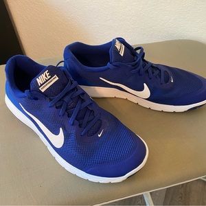 NIKE flex experience RN 4